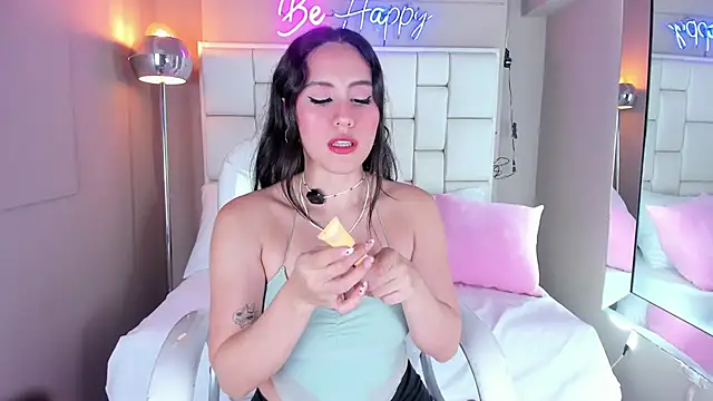 VioletthaRous online show from October 18, 10:54 pm