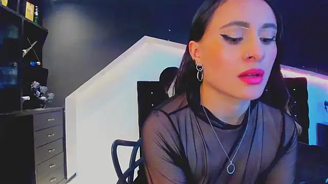 Coral Gibson online show from March 22, 3:42 pm