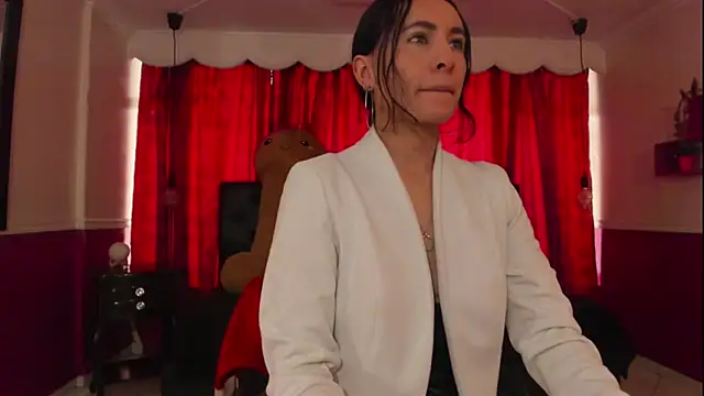 Coral Gibson online show from September 19, 1:12 pm