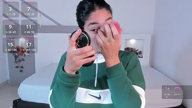 ScarlettWet9 online show from November 7, 9:31 am