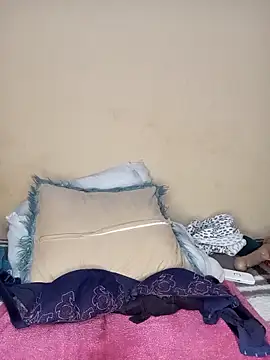 Hotty-boobsxxx online show from April 21, 11:07 pm