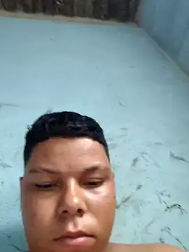 Snapshot of putoso031 chatting on January 6, 2:58 pm putoso031 online show from January 6, 2:58 pm