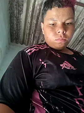 Snapshot of putoso031 chatting on February 24, 6:58 pm putoso031 online show from February 24, 6:58 pm