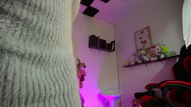 Snapshot of kaoz_36 chatting on February 14, 8:15 pm kaoz 36 online show from February 14, 8:15 pm