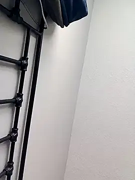 TheyCallMeSir6669 online show from January 23, 7:18 pm