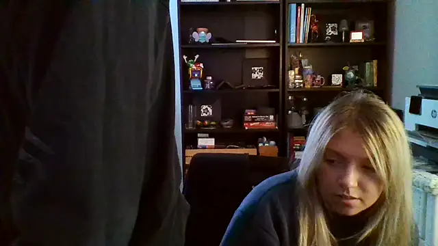 TheyCallMeSir6669 online show from February 15, 7:06 pm