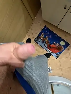 Alexxxmaster1312 online show from December 14, 8:35 pm