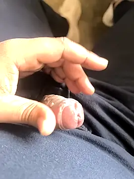 rana9639 1 online show from December 5, 5:37 am