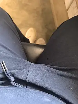 rana9639 1 online show from December 6, 6:15 am