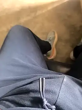 rana9639 1 online show from December 17, 6:45 am