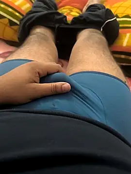 rana9639 1 online show from December 17, 12:54 pm