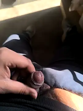 rana9639 1 online show from February 1, 9:21 am