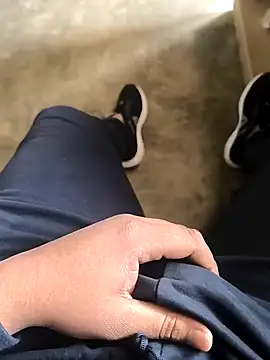 rana9639 1 online show from February 11, 5:26 am