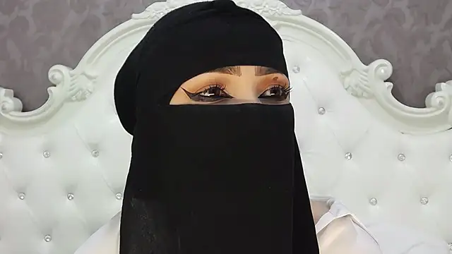 Snapshot of Hajar_Kar chatting on July 6, 5:26 am Hajar Kar online show from July 6, 5:26 am