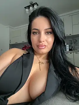 Snapshot of melissablack chatting on November 6, 8:04 am melissablack online show from November 6, 8:04 am