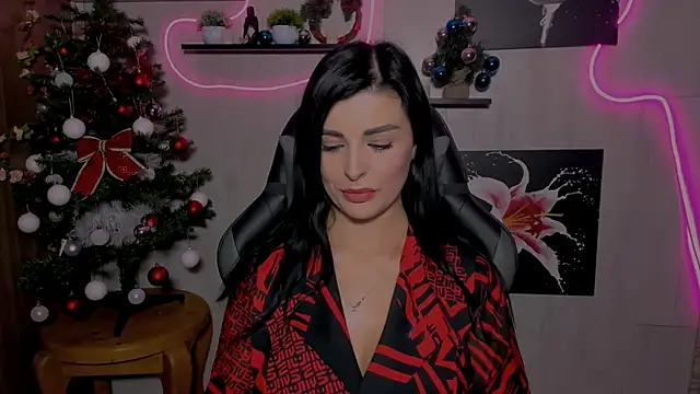 KayWuds online show from December 26, 2:16 pm