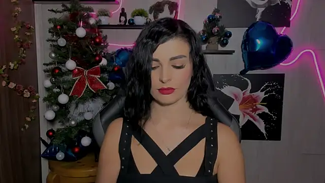 KayWuds online show from January 11, 2:15 pm