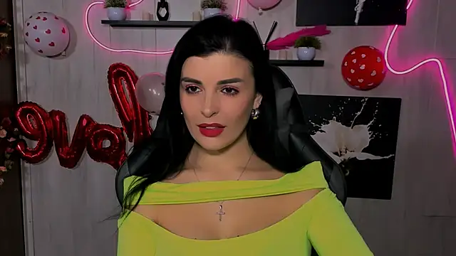 KayWuds online show from February 20, 6:28 am