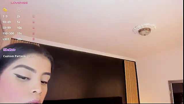 Snapshot of sweetsofia18 chatting on November 22, 11:26 pm sweetsofia18 online show from November 22, 11:26 pm