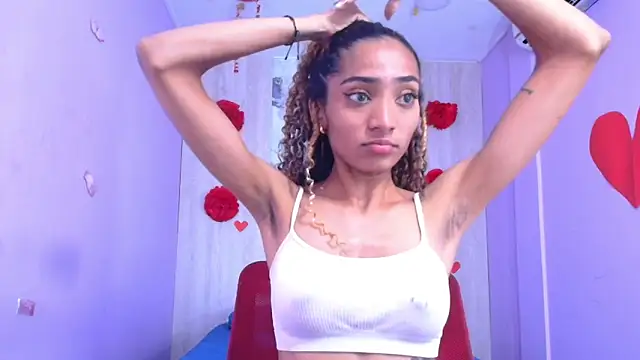 Snapshot of Charlotte_Love10 chatting on February 21, 11:55 am Charlotte Love10 online show from February 21, 11:55 am