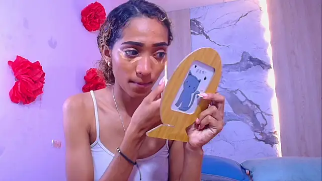 Snapshot of Charlotte_Love10 chatting on February 28, 11:58 am Charlotte Love10 online show from February 28, 11:58 am