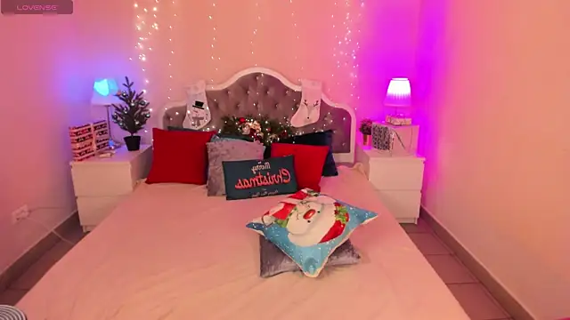 Snapshot of Aria69Stars chatting on January 3, 11:35 am Aria69Stars online show from January 3, 11:35 am