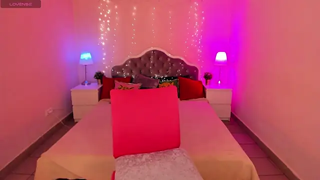 Snapshot of Aria69Stars chatting on February 8, 1:22 am Aria69Stars online show from February 8, 1:22 am