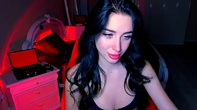 lovely desire online show from December 14, 6:30 pm