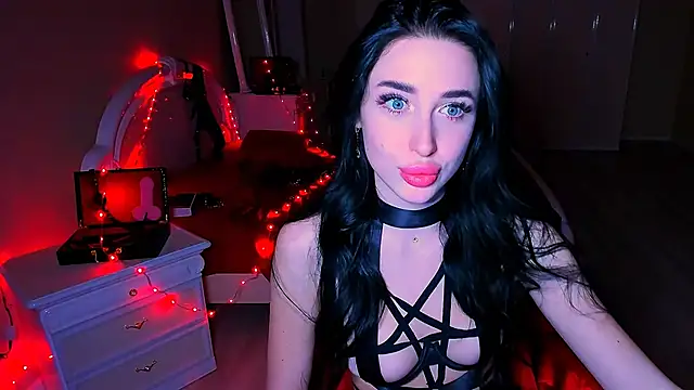 lovely desire online show from January 5, 5:51 pm