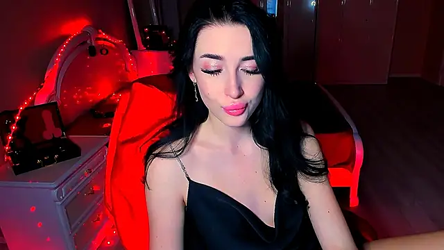 lovely desire online show from January 28, 1:05 pm