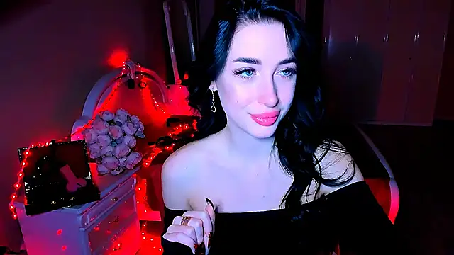 Snapshot of lovely_desire chatting on February 24, 11:21 am lovely desire online show from February 24, 11:21 am