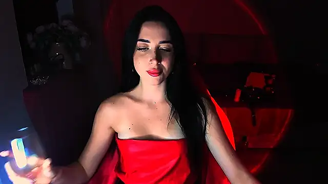 Snapshot of lovely_desire chatting on June 5, 5:07 pm lovely desire online show from June 5, 5:07 pm