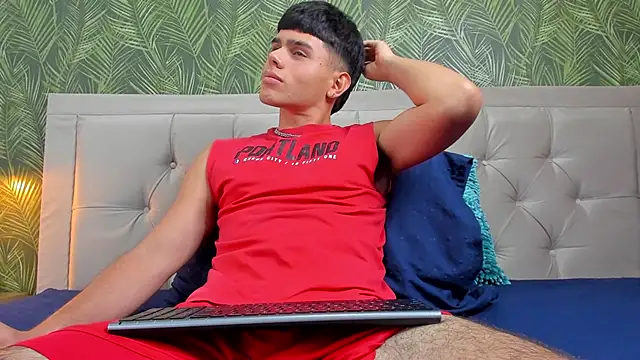 Snapshot of Nathaniel_Park chatting on January 25, 12:06 am Nathaniel Park online show from January 25, 12:06 am