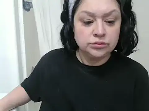 AlyssiaAmoreXO online show from February 18, 1:11 pm