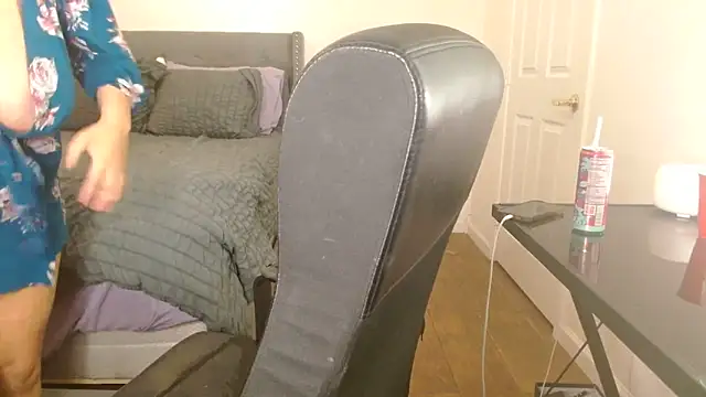 AlyssiaAmoreXO online show from October 12, 8:08 pm