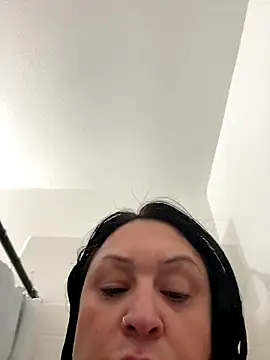 AlyssiaAmoreXO online show from October 18, 9:26 pm