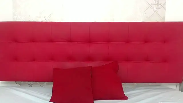 Snapshot of Celestial_Queen_ chatting on February 13, 12:21 pm Celestial Queen  online show from February 13, 12:21 pm