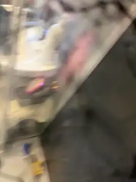 lescro95  online show from March 31, 4:29 pm