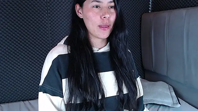  joy yva online show from December 15, 11:09 pm