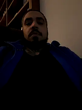 Dikkiduohottt online show from December 3, 7:23 pm