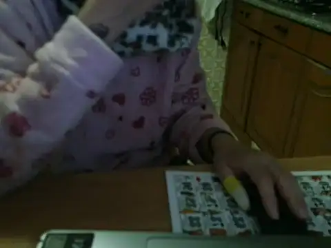 VeneRed online show from October 6, 5:49 am