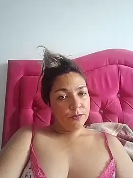 Snapshot of MalorySweet chatting on July 20, 1:46 pm MalorySweet online show from July 20, 1:46 pm