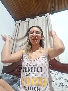 Scarlett Khan online show from January 5, 4:04 am