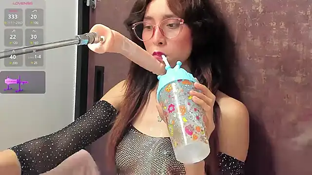 doll bella  online show from February 23, 11:04 pm