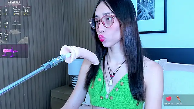 doll bella  online show from November 29, 8:01 pm