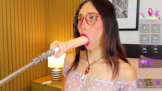 doll bella  online show from April 14, 7:53 pm