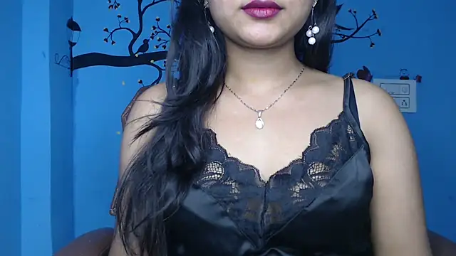 Wish Queen online show from April 19, 6:10 pm