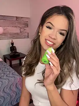 Snapshot of Alisha-Bond chatting on January 20, 11:54 pm Alisha-Bond online show from January 20, 11:54 pm