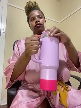 sexy boobs97 online show from February 23, 3:42 pm