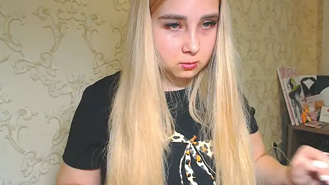 DolphinDreams online show from April 17, 3:37 pm